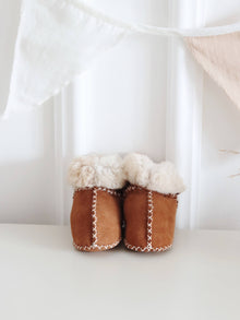  Baby Sheepskin Boots: Light Tan / Size 1-2Y