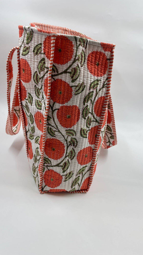 The Cai Poppi Tote in Giant Orange